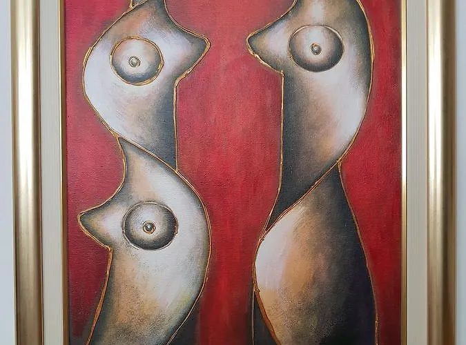 With Balcony Red Rose Split